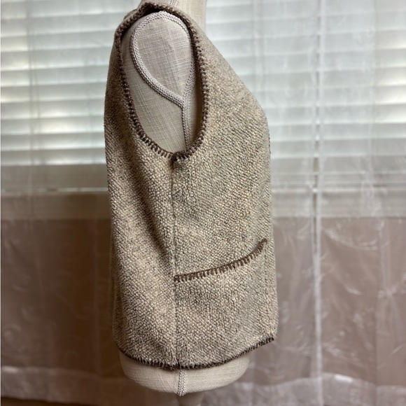 Handmade Sherpa Vest by Common Threads, approximately size 10 - Picture 2 of 12